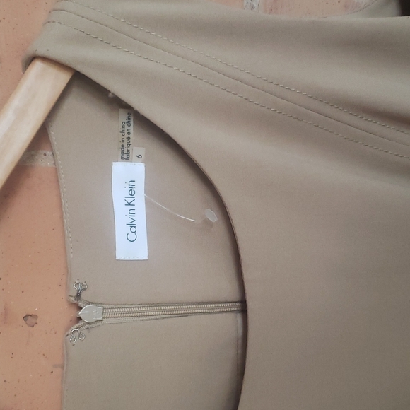 Calvin Klein dress - Picture 2 of 6